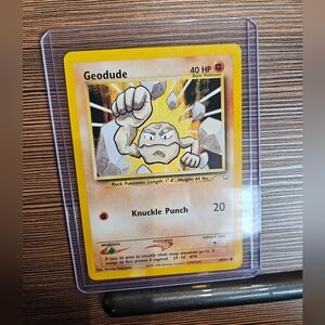 Pokemon Geodude Trading Card